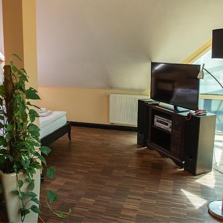 Glass Residence Otwock Ngoại thất bức ảnh